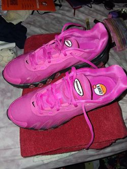 NIKE Air Max Dn shoes size 9 women's $75 New never been worn