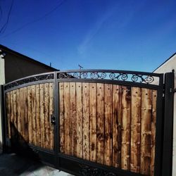 Custom Double Gate