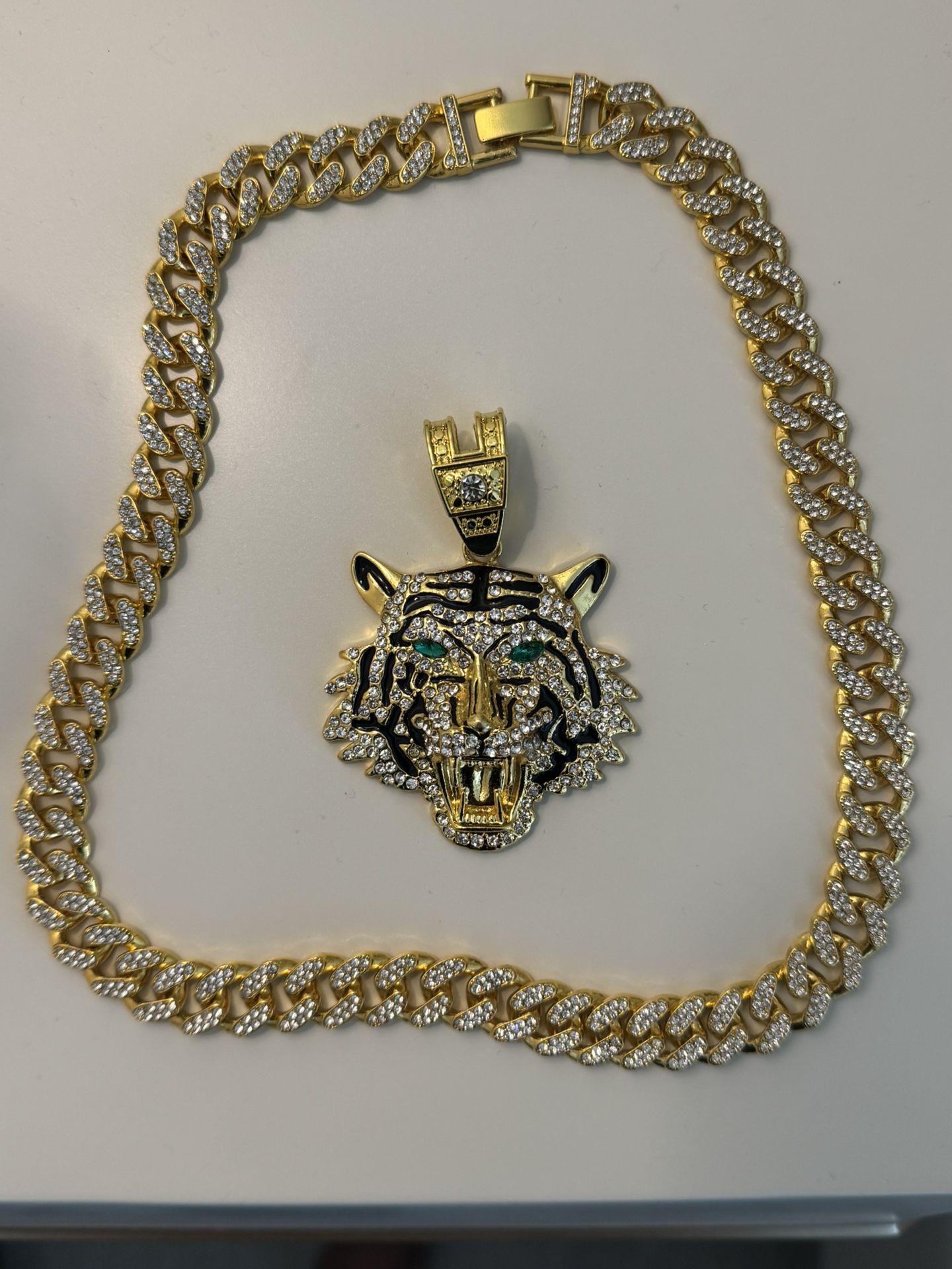 Gold Maisonette Chain