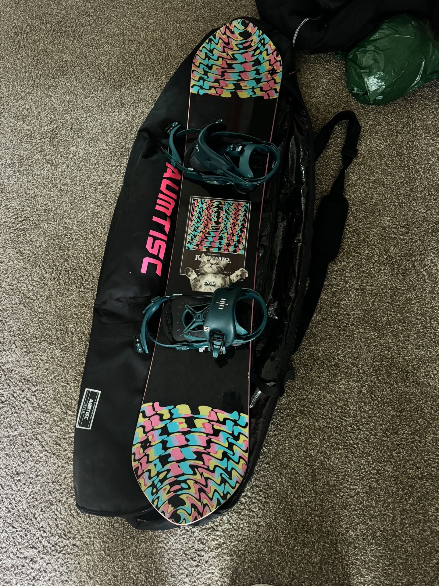 150 Cm Rome Women’s Snowbaord With Bindings And Boots
