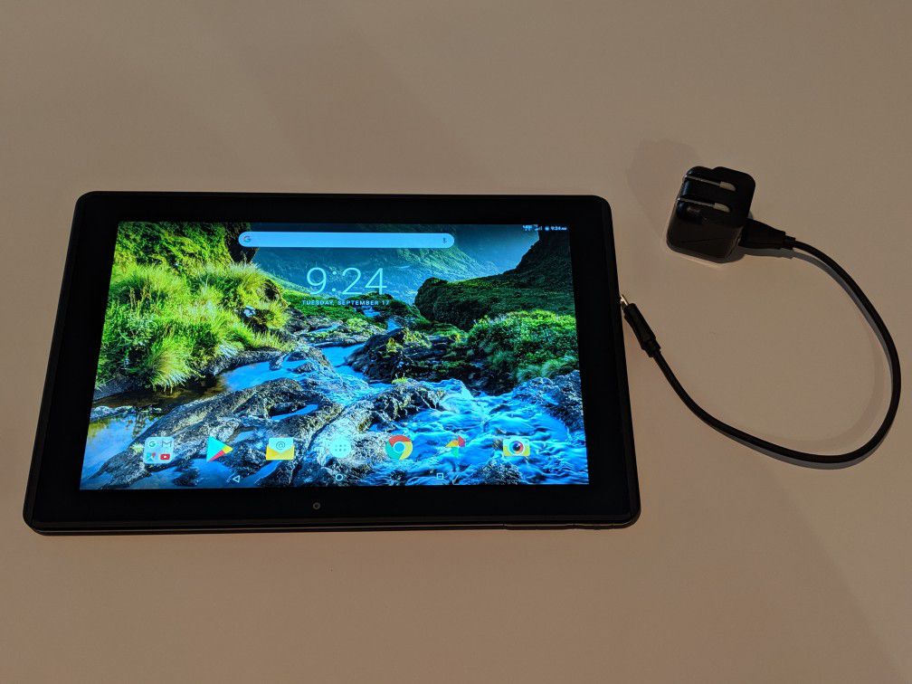Ellipsis 10 HD Tablet with power cord