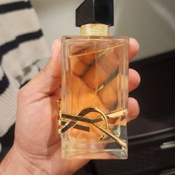 PERFUME FOR WOMAN