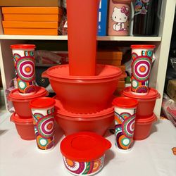 Tupperware Set 