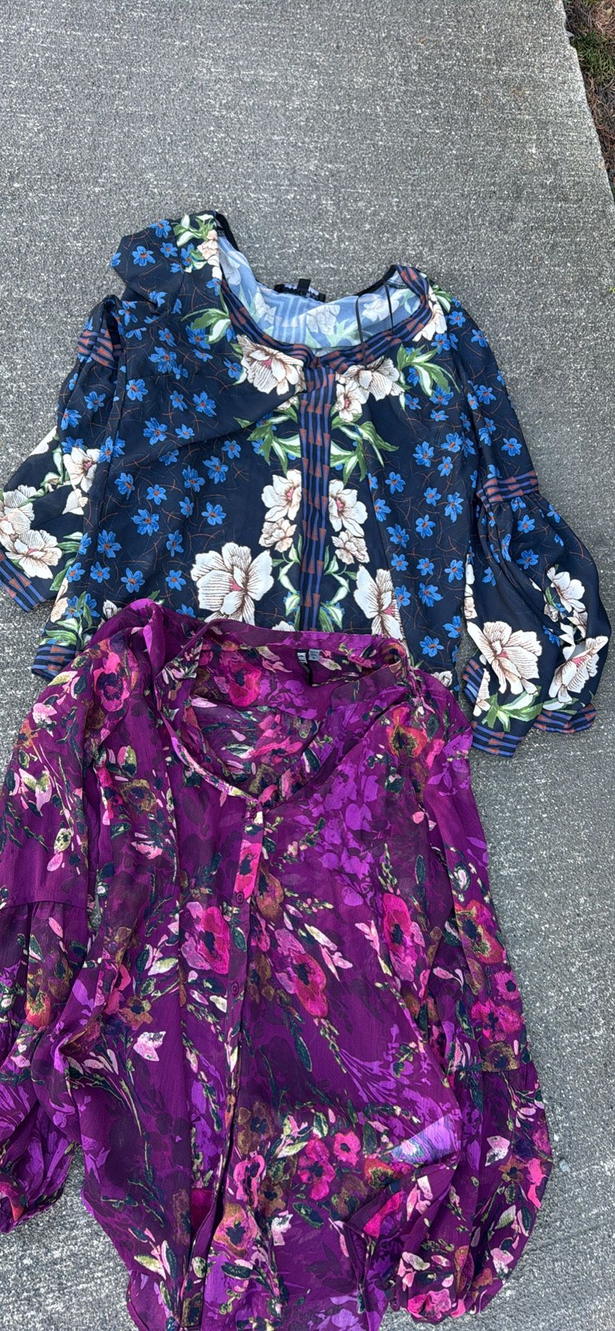 2 Women Summer Blouses