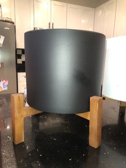 Ceramic Pot + stand