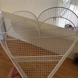 Heart Shaped Shelf 
