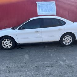 2007 Ford Taurus