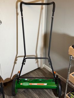 Scotts 20 in. Manual Walk Behind Reel Lawn Mower, Includes Grass Catcher USED LIKE NEW