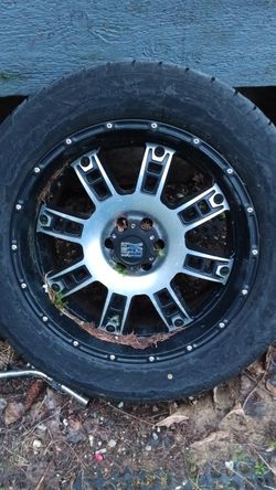 6 Lug 20 Inch Rim Brand New Tire Used For A Spare Never Used