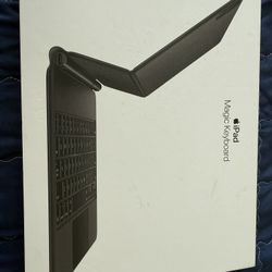 Apple I pad Magic Keyboard 