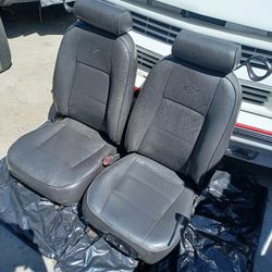 Ford Mustang 2004 Part Front Seat 