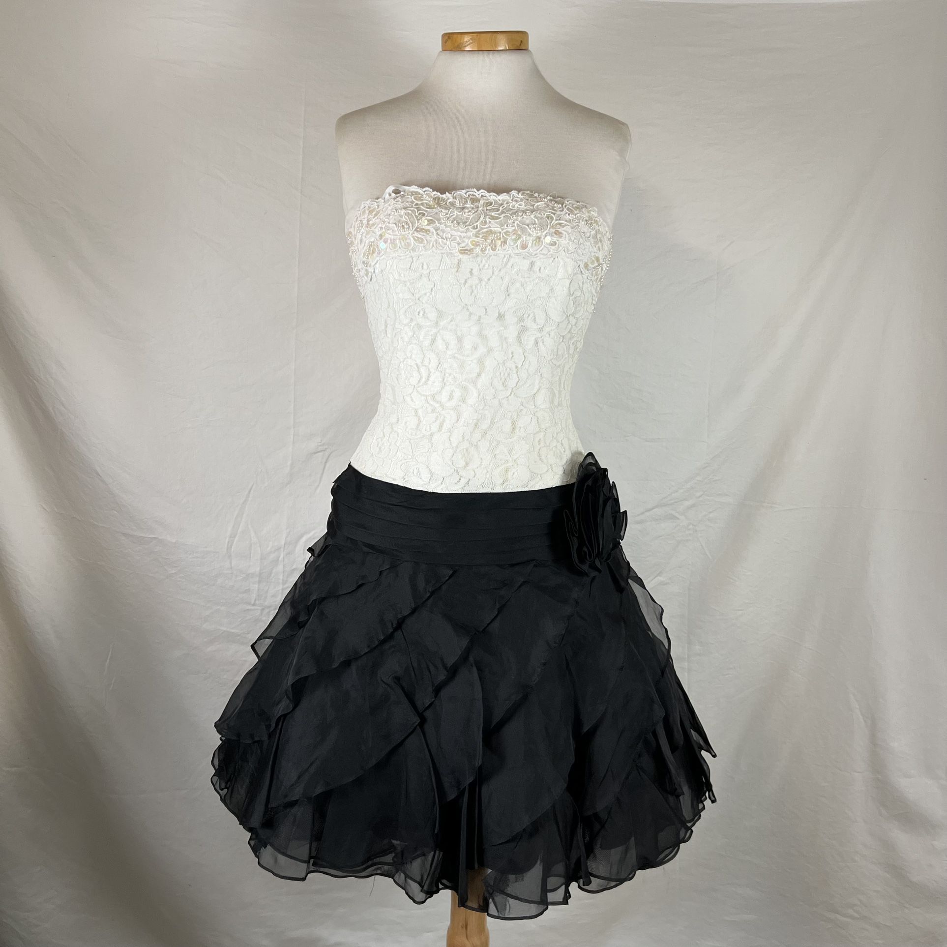 Neiman Marcus Tadashi Black White Sequin Fit Flare Formal Short Dress Size XS