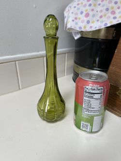 Vintage my fave color green old glass. Avon. H. Rochester wa