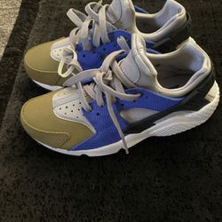 Womens Shoes
