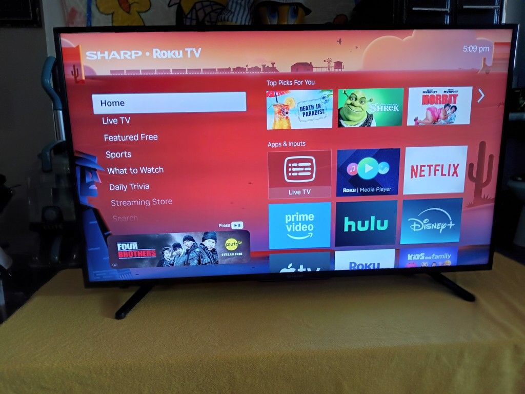 TCL 43" 4K SMART ROKU TV , HDR10