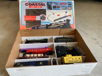 Lionel Coastal Train Set