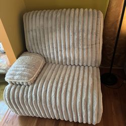 Two Comfy Recliner