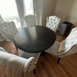 6-piece dining table