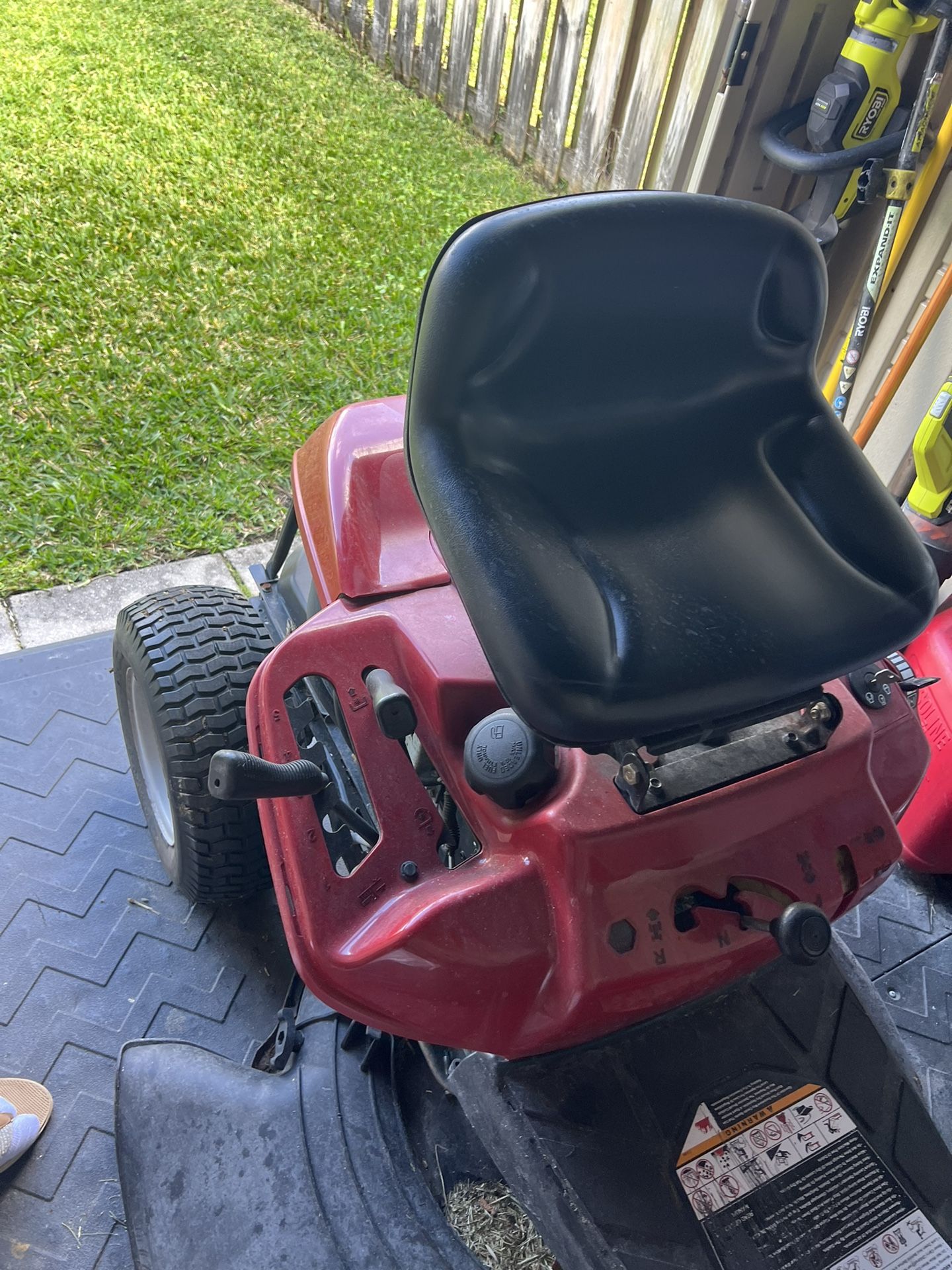 Ride On Toto Lawn Mower 