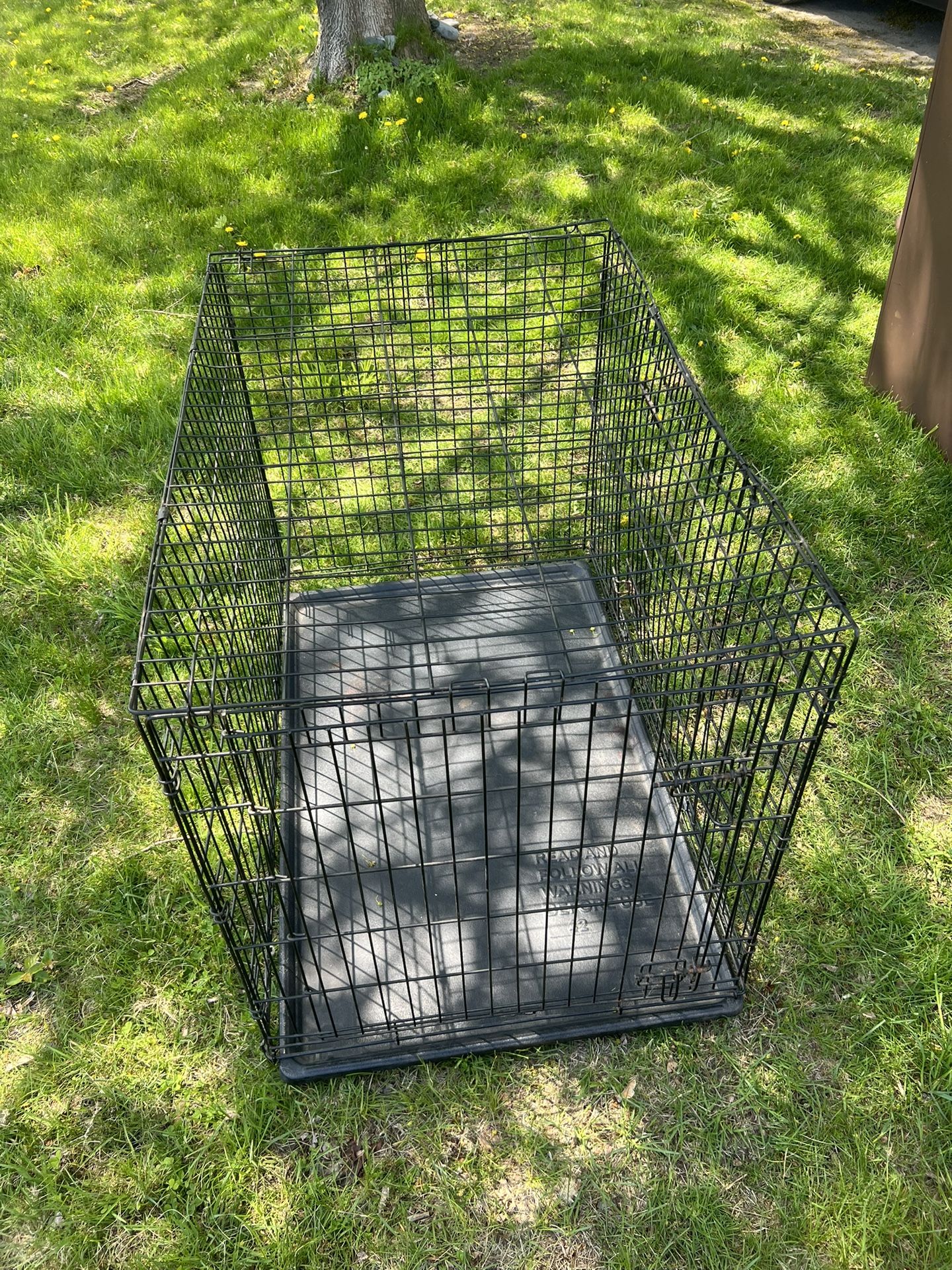 Dog crate