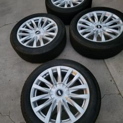 2024 Cadillac Escalade ESV Rim Wheel  Tirees