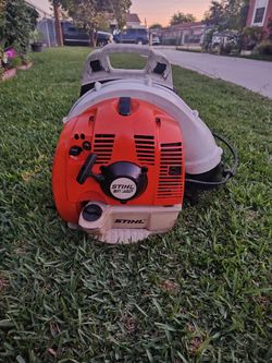 Stihl BR 350 commercial backpack leaf blower