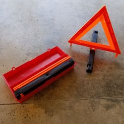 Roadside Warning Triangle Flare Kit
