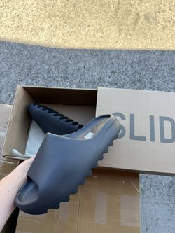 Adidas Yeezy Slide Onyx Sizes 4-14 New
