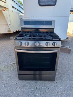 LG Black Stainless Steel Gas Stove