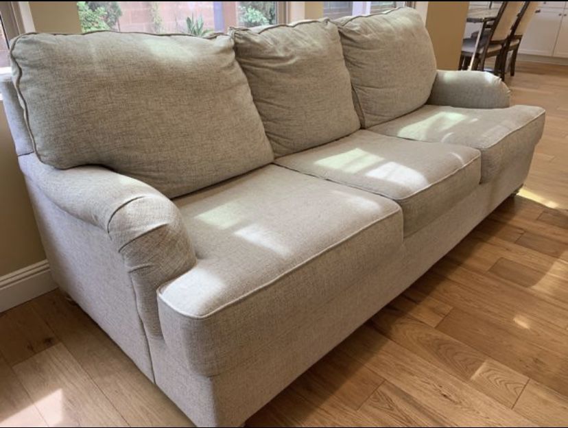 Large Sofa! Super Comfy! $395
