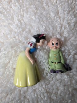 Disney Snow White & Dopey Ceramic Salt & Pepper Shakers