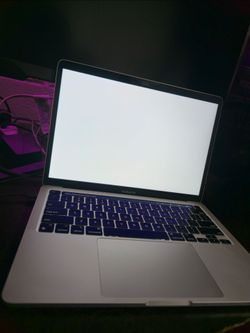 2020 Apple MacBook Pro 13” M1 – 8GB RAM / 256GB SSD – Silver