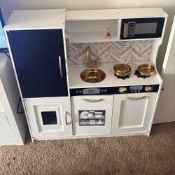 Toddler Kitchen 