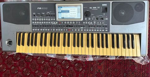 Title: Korg Pa900 Professional Arranger Keyboard – For Parts or Repair / As-Is