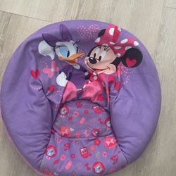 Minnie Mouse And Daisy Foldable Chair 
