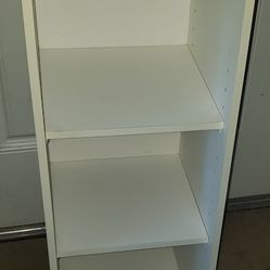 3-Tier White Wood Plant Display Shelf/Bookshelf
