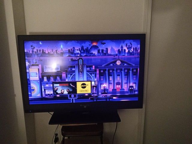 40" Element Tv
