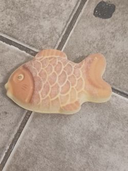 Slow rising fish squishy