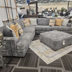 SECTIONAL GREY 