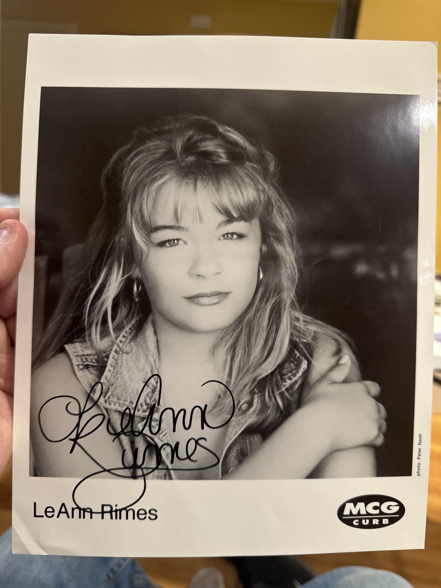 🎶 Signed LeAnn Rimes Photo – Early Career Autograph County Music