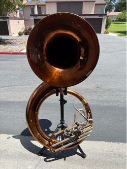 CONN tuba