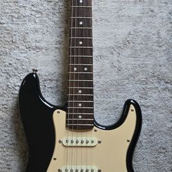 vintage 2008 Fender Mini Stratocaster Strat Electric Guitar Black