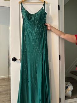 Beautiful Glow Dress formal gown in emerald green — Size 14