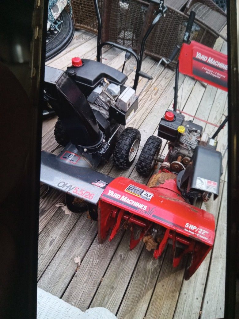 15. Snowblowers. 75-up.