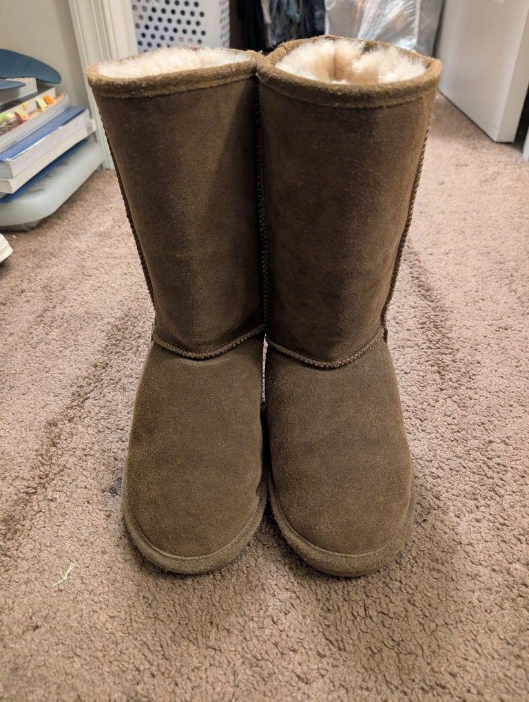 Bear Paw Boots 8