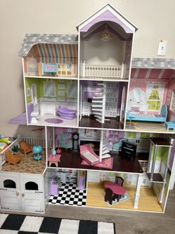 Kid Kraft Doll House