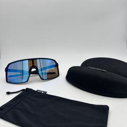 SEND OFFERS Oakley Sutro In Blue