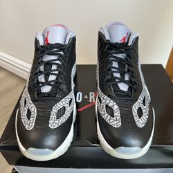 Jordan 11 Retro Low Men’s 10.5 BRAND NEW 