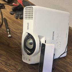 Epson Projector 