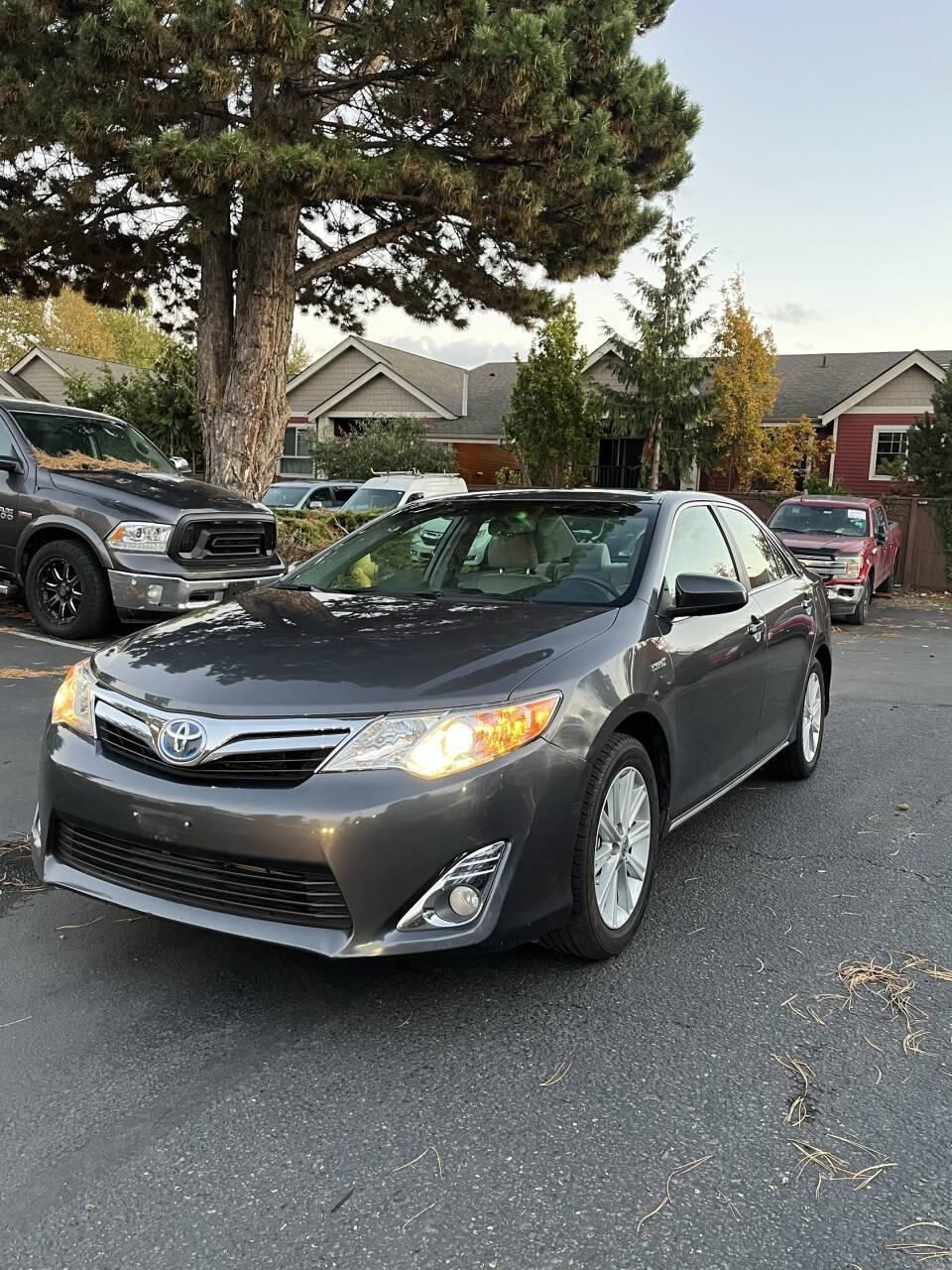 2012 Toyota Camry Hybrid
